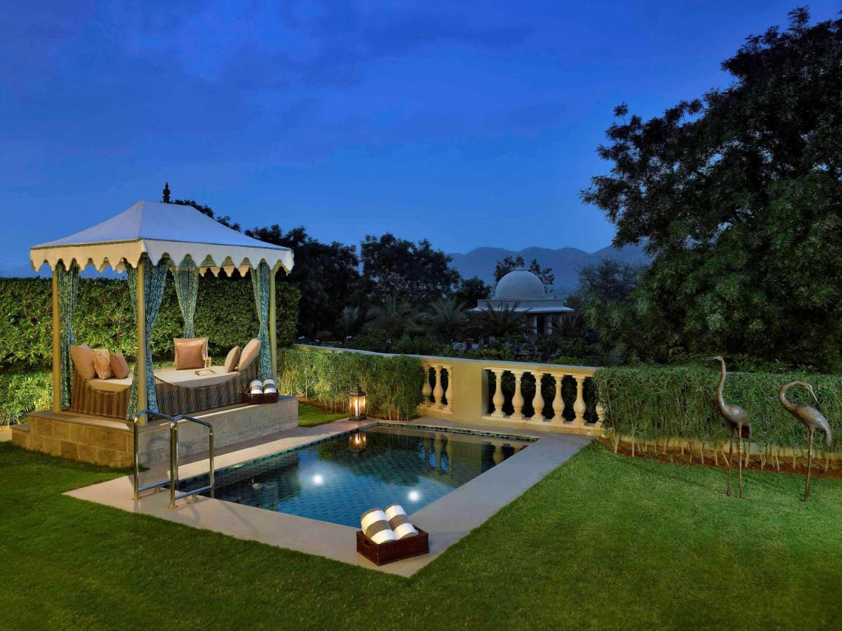 Raffles Udaipur Hotel Exterior photo